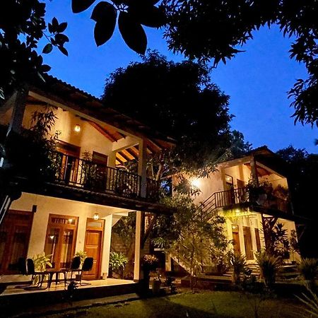 Kithmi Resort بولاناروفاي المظهر الخارجي الصورة
